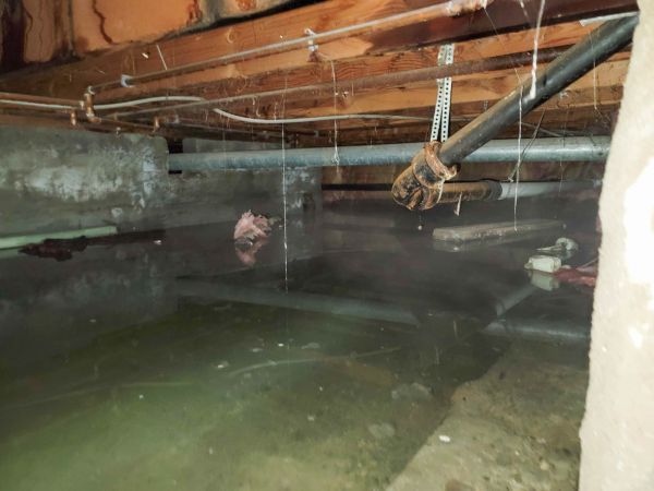 Crawlspace Water Restoration in Bolingbrook